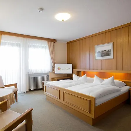 Отель Gaestehaus Prinzregent Luitpold 3*